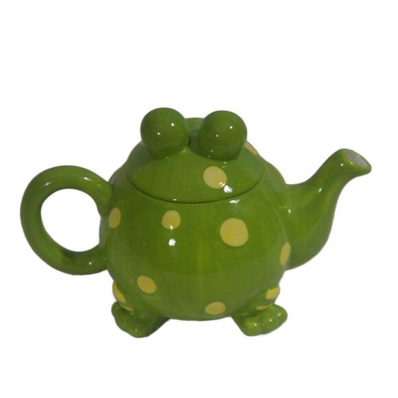 Toby the Toad Frog Teapot Hand Painted Ceramic Burton & Burton - Picture 2 of 3